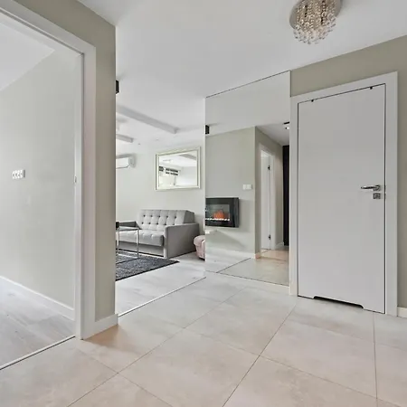 Rentplanet - Mokotowska *